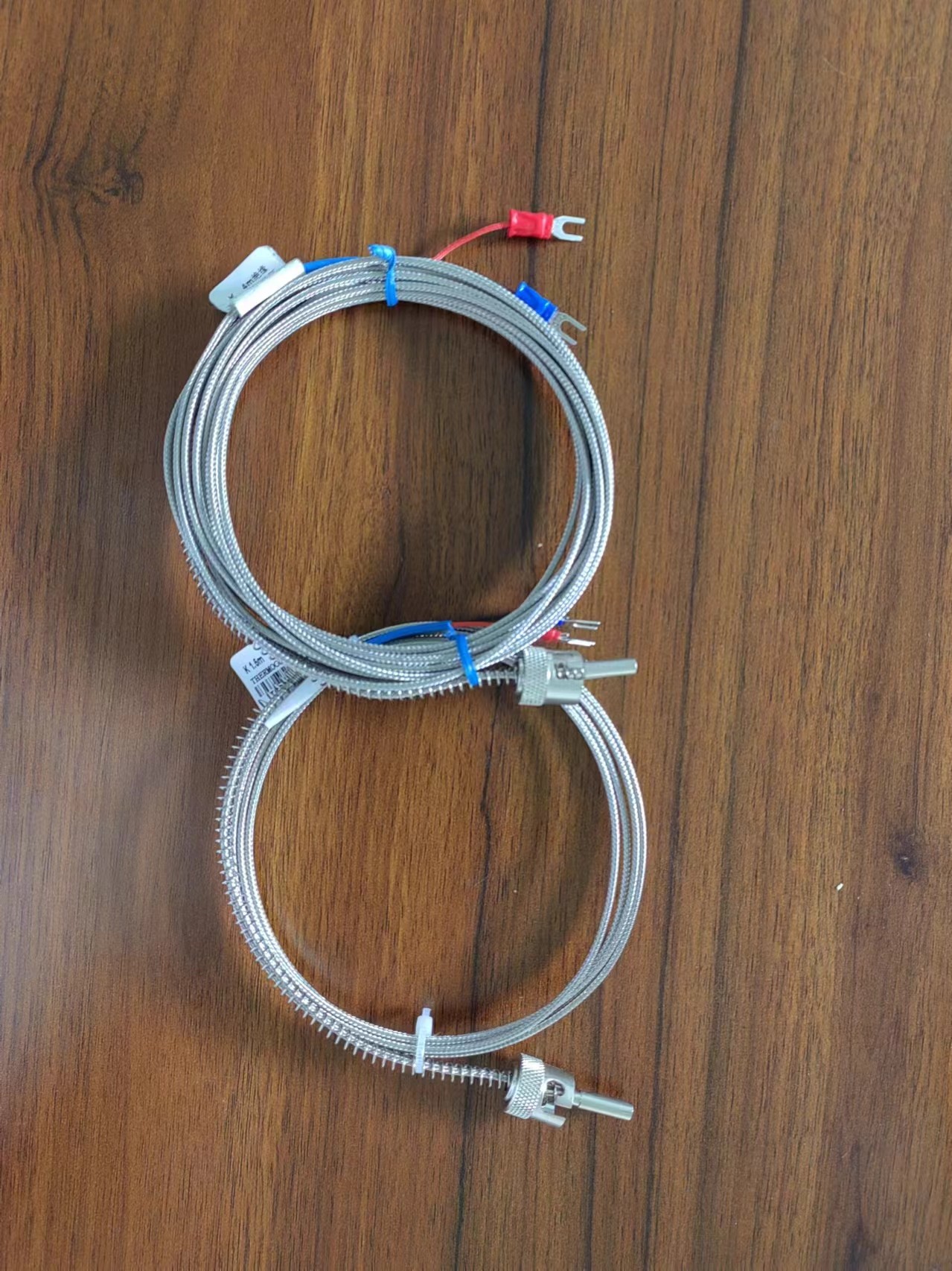 热电阻的自加热效应如何处理以确保准确的温度测量？